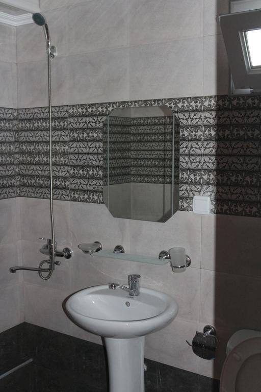 Guest House Kobuleti On Aghmashenebeli Exterior foto