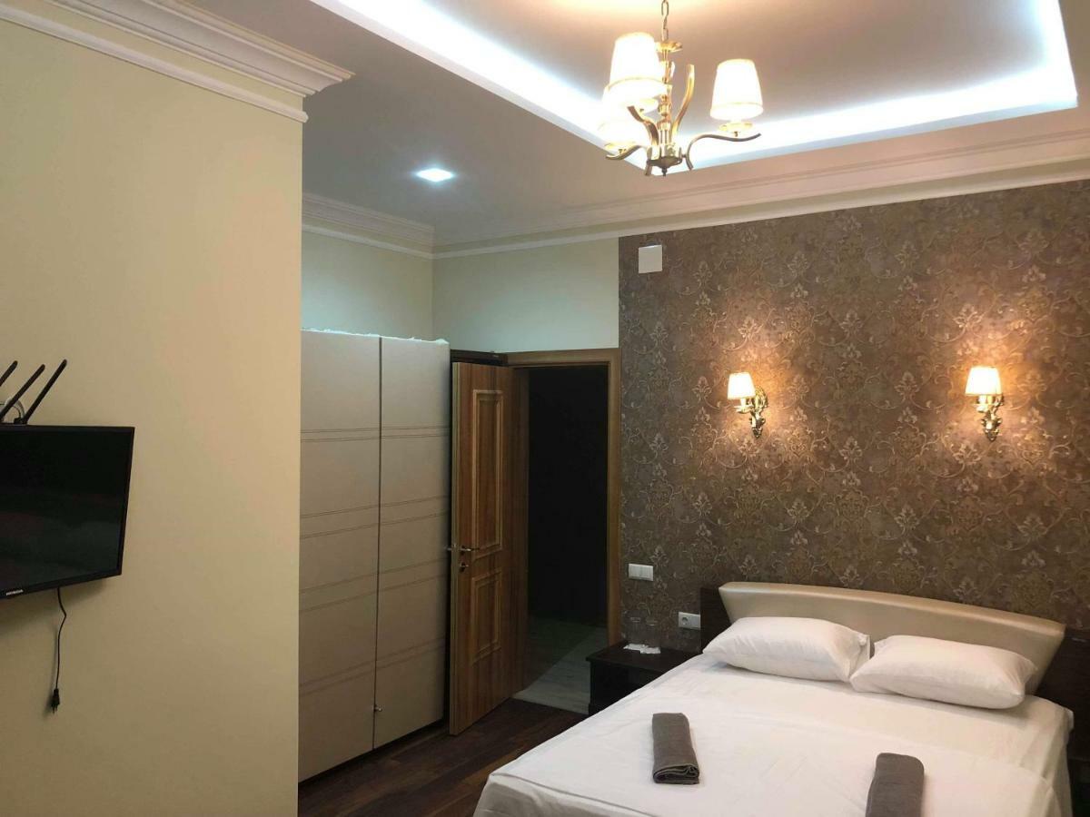 Guest House Kobuleti On Aghmashenebeli Exterior foto